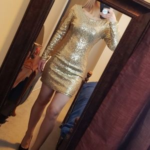 Red Clover Sequined Dress Gold Long Sleeve